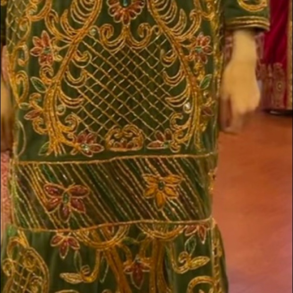 Palestinian tatreez Henna Velvet Dress embroidery w Crystals - Picture 8 of 9